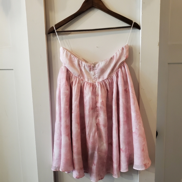 Vestique mini dress size M - Picture 2 of 6